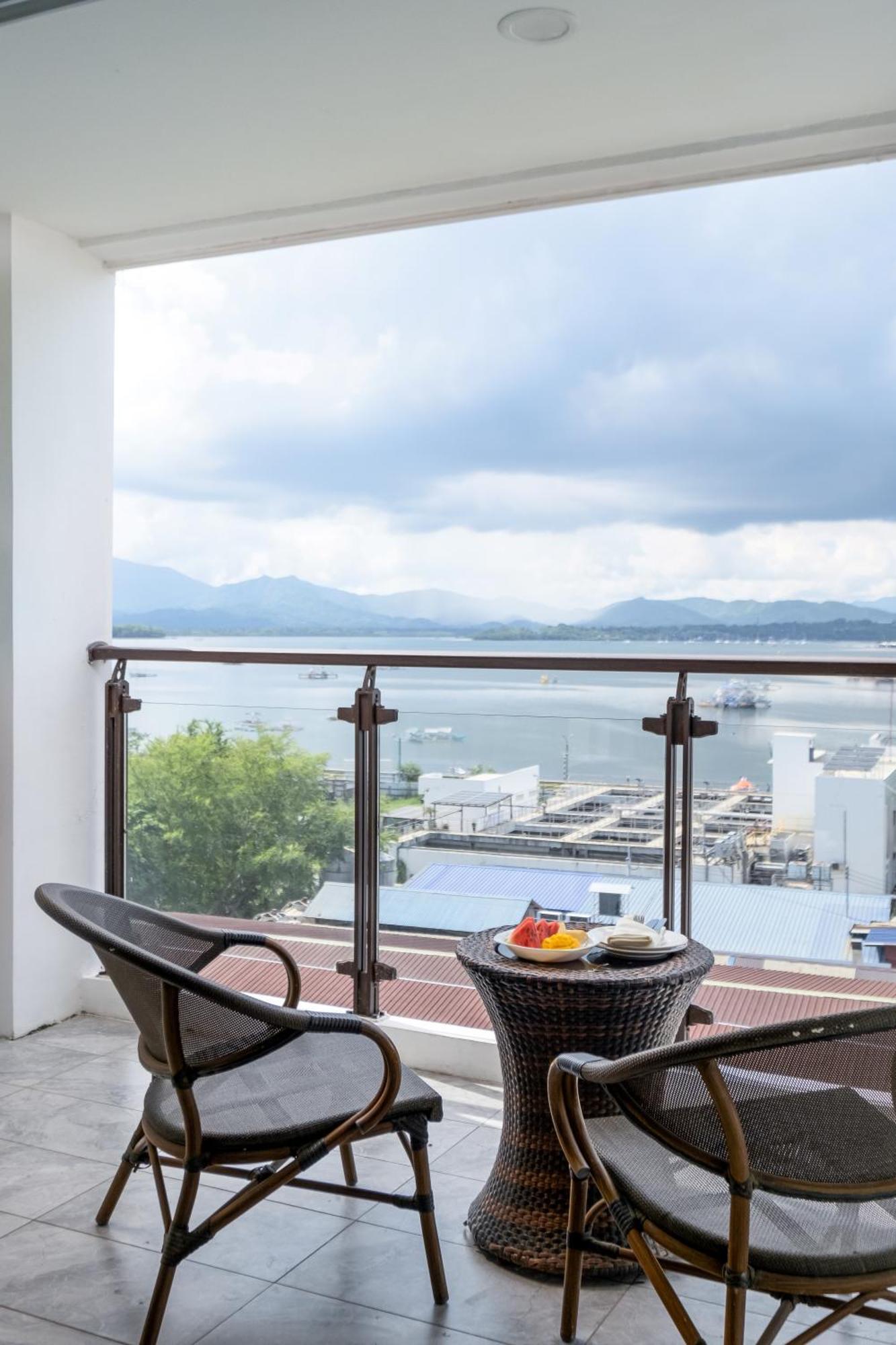 Sunlight Hotel Пуэрто-Принцеса Экстерьер фото