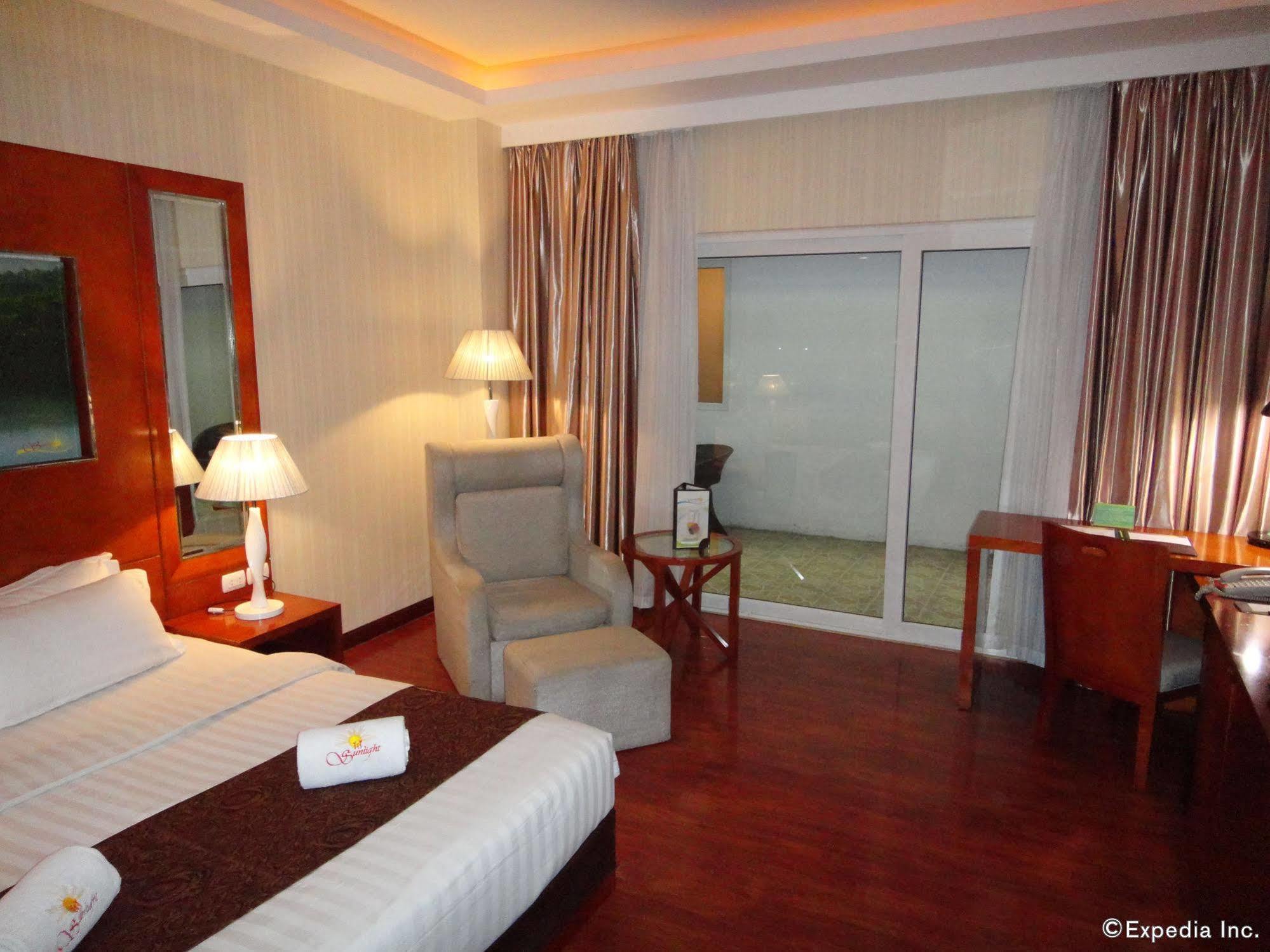 Sunlight Hotel Пуэрто-Принцеса Экстерьер фото
