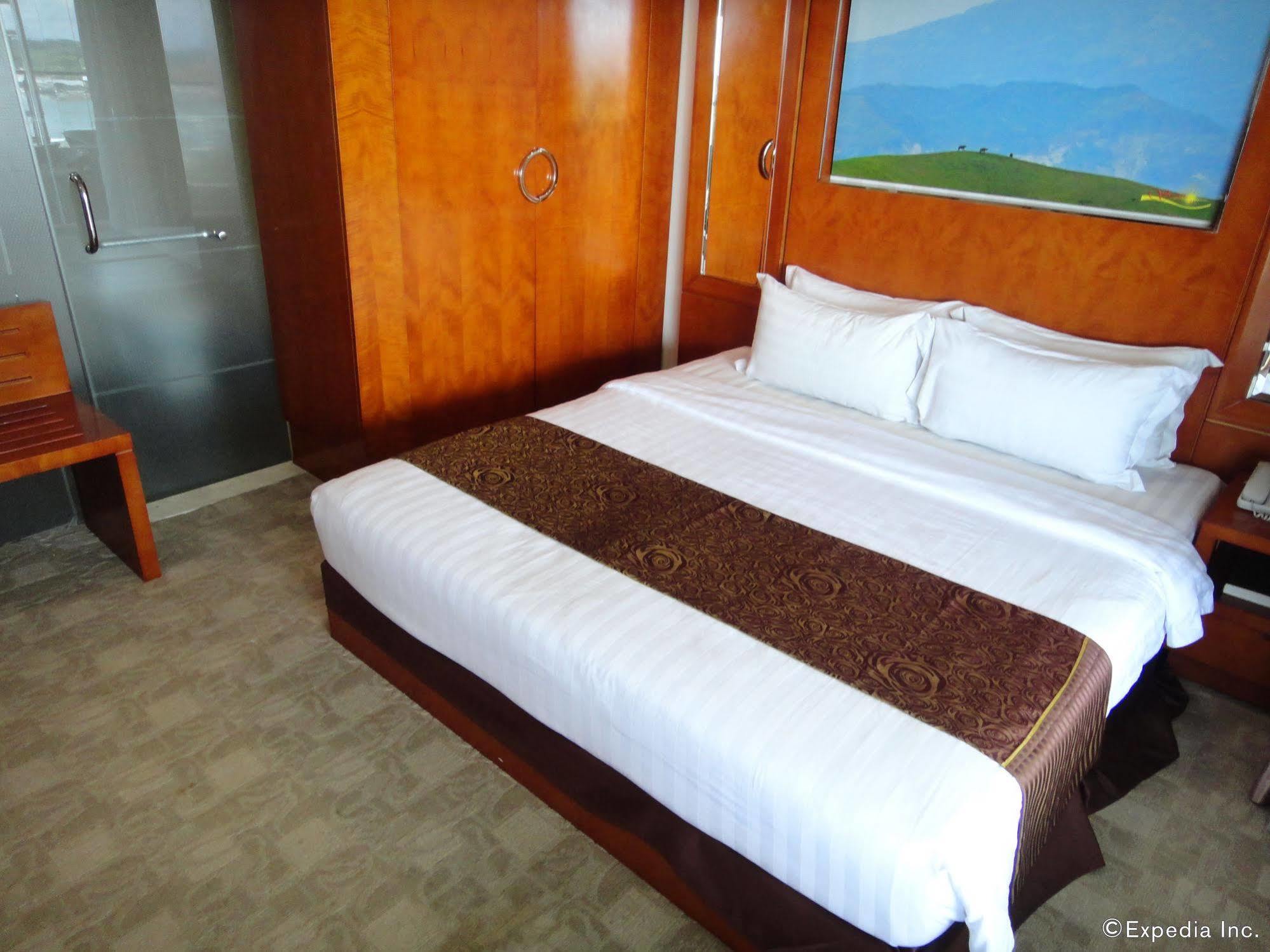 Sunlight Hotel Пуэрто-Принцеса Экстерьер фото